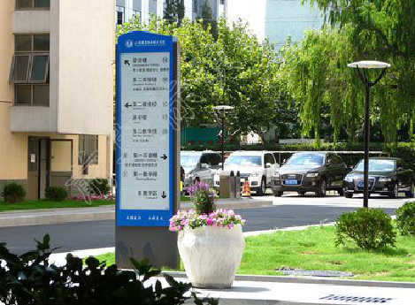 罗田哪些因素影响宣传栏的制作？